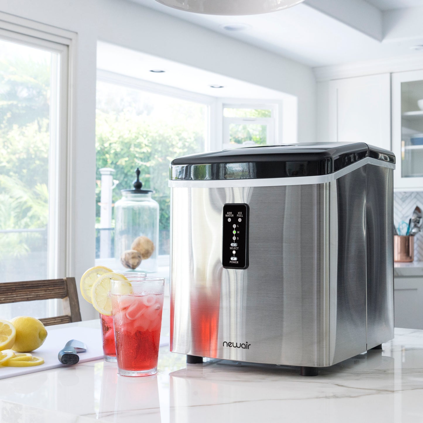 Newair® Countertop Ice Maker. Bullet Ice, 28 lbs/day